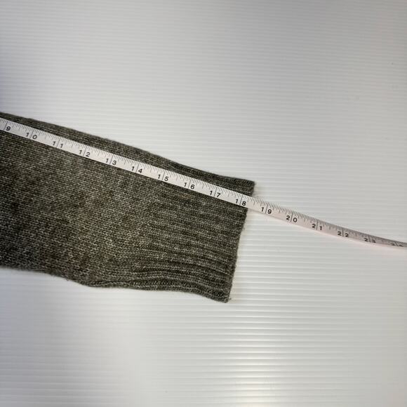 Ella Moss Cardigan Sweater Large Olive Green Minimalist Cozy Casual Layering - Picture 15 of 16